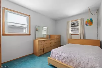 875 Rayhon Ter, Rahway, NJ 07065 - Photo 16