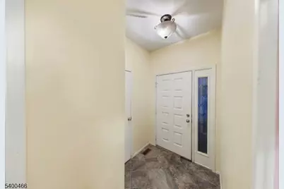 32 Rhea Run, Hampton Township, NJ 07860 - Photo 16