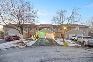 32 Rhea Run, Hampton Township, NJ 07860 - Photo 26