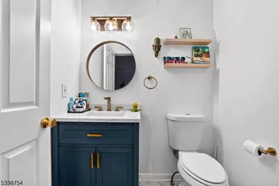 121 Arlington St, Newark, NJ 07102 - Photo 8