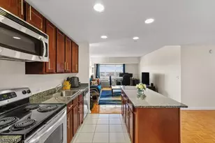 110 Somerset St, New Brunswick, NJ 08901 - Photo 8