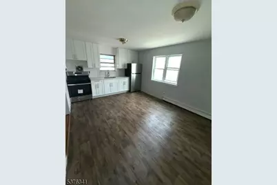 224 Clinton St, Paterson, NJ 07522 - Photo 6