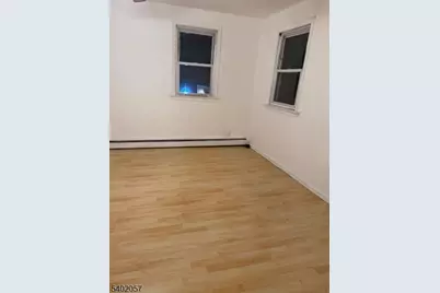 122 N 8th St, Hawthorne, NJ 07506 - Photo 12