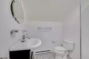 4 Winthrop Rd, Franklin Township, NJ 08873 - Photo 32