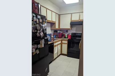 19 Plauderville Ave #110, Garfield, NJ 07026 - Photo 2