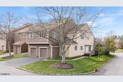 1 Avery Ct, Madison, NJ 07940 - Photo 2