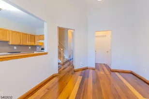 144 Stratford Dr, Nutley, NJ 07110 - Photo 8