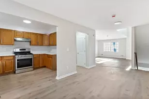 16 E Kinney St, Newark, NJ 07102 - Photo 4