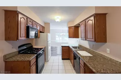 6C Brookline Ct #C, Montgomery Township, NJ 08540 - Photo 4