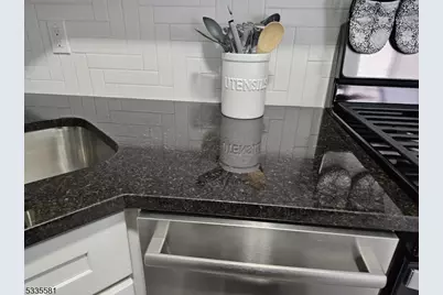 605 Grove St #F8, Clifton, NJ 07013 - Photo 10