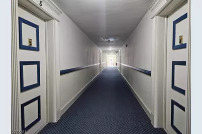 605 Grove St #F8, Clifton, NJ 07013 - Photo 16