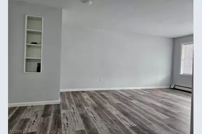 605 Grove St #F8, Clifton, NJ 07013 - Photo 2