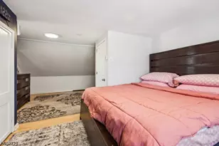 41 Pinetree Dr, Sayreville Boro, NJ 08859 - Photo 20