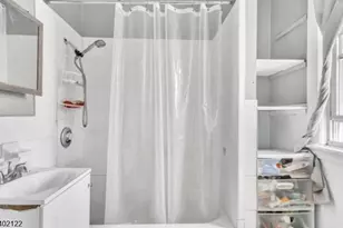 598-600 Chancellor Ave, Irvington, NJ 07111 - Photo 10