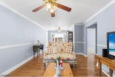 34 Northwestern Trl, Hopatcong, NJ 07843 - Photo 4