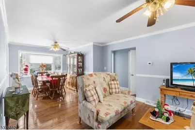 34 Northwestern Trl, Hopatcong, NJ 07843 - Photo 6