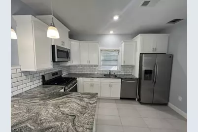 454 3rd Ave, Elizabeth, NJ 07206 - Photo 8