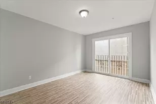 118 Oraton St, Newark, NJ 07104 - Photo 8