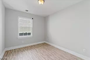 118 Oraton St, Newark, NJ 07104 - Photo 16