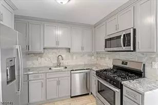 118 Oraton St, Newark, NJ 07104 - Photo 12