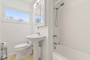 408 Stelko Ave, Lopatcong Township, NJ 08865 - Photo 14