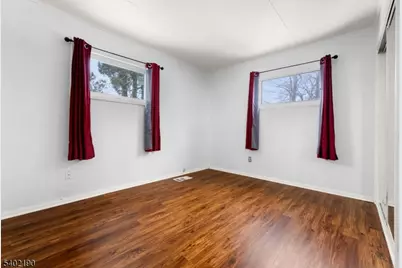 408 Stelko Ave, Lopatcong Township, NJ 08865 - Photo 12