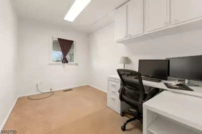 408 Stelko Ave, Lopatcong Township, NJ 08865 - Photo 10