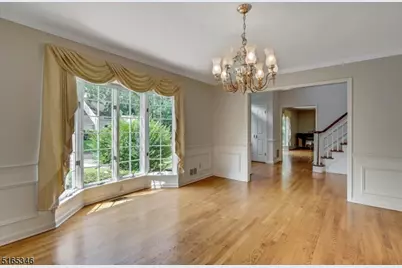 34 Woodmere Dr, Summit, NJ 07901 - Photo 4