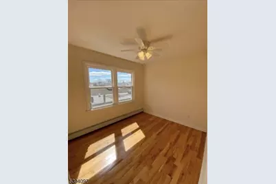 97 Walnut St #2B, Montclair, NJ 07042 - Photo 6