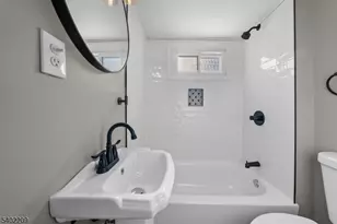 1996 Barnett St, Rahway, NJ 07065 - Photo 20