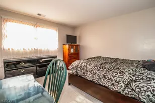 34 E Prescott Ave, Woodbridge Township, NJ 07067 - Photo 24