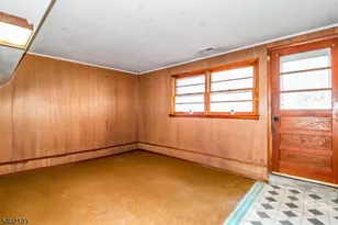 34 E Prescott Ave, Woodbridge Township, NJ 07067 - Photo 22