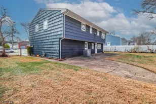 34 E Prescott Ave, Woodbridge Township, NJ 07067 - Photo 26