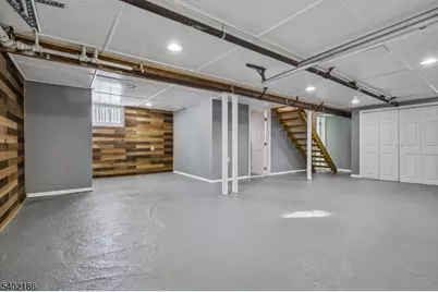 4 Cabot Ln, Kinnelon, NJ 07405 - Photo 18