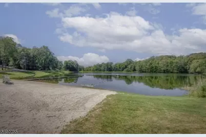 1 Stonewall Dr, Vernon Twp., NJ 07419 - Photo 32