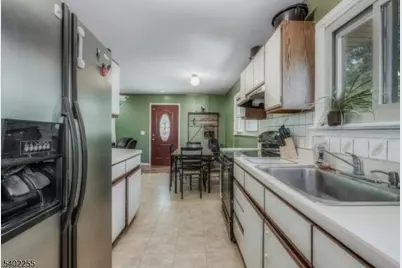 1 Stonewall Dr, Vernon Twp., NJ 07419 - Photo 6