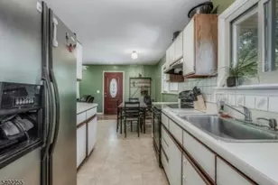 1 Stonewall Dr, Vernon Twp., NJ 07419 - Photo 6