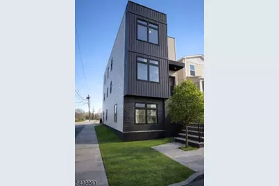 57 Rosa Park Blvd #2, Paterson, NJ 07524 - Photo 1