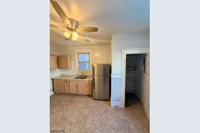 27 Norwood St #1, Newark, NJ 07106 - Photo 12