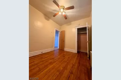 27 Norwood St #1, Newark, NJ 07106 - Photo 8