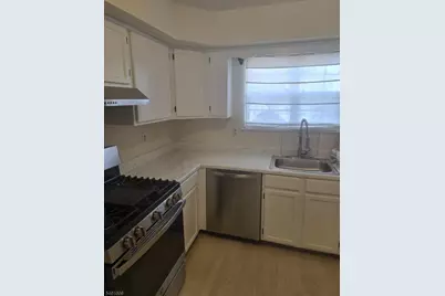 754 Darlington Dr, Old Bridge Township, NJ 08857 - Photo 4