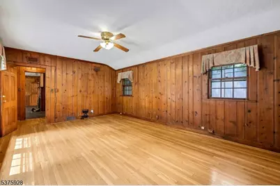 82 Winsor Pl, Glen Ridge, NJ 07028 - Photo 12