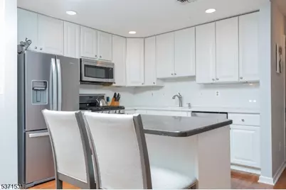 130 Barrister Dr #130, Butler, NJ 07405 - Photo 4