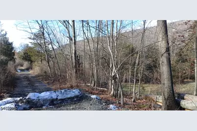 8 Jagush Ln, Blairstown Township, NJ 07825 - Photo 2