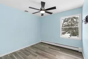 92 Mandeville Ave, Pequannock Township, NJ 07440 - Photo 20