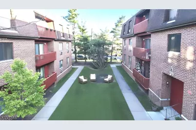 666 Mill St, Belleville Twp., NJ 07109 - Photo 4