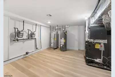 189 N Oraton Pkwy, East Orange, NJ 07017 - Photo 28