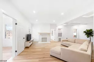 189 N Oraton Pkwy, East Orange, NJ 07017 - Photo 10