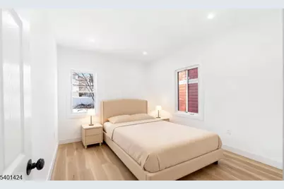 189 N Oraton Pkwy, East Orange, NJ 07017 - Photo 34