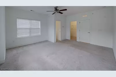 63 Veterans Way, Morris Plains, NJ 07950 - Photo 22